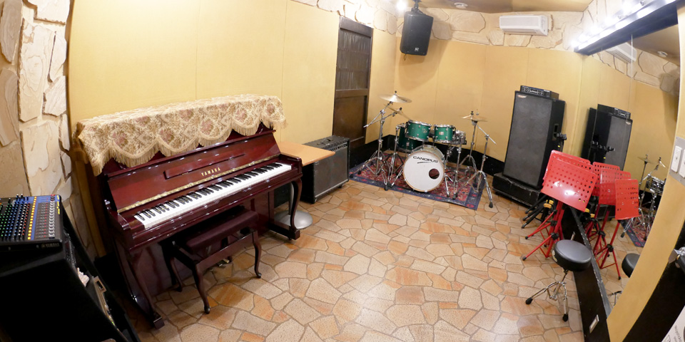 Aスタジオアップライトピアノ